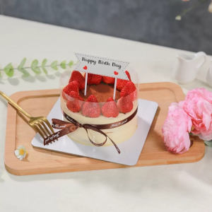 Bánh kem tiramisu dâu